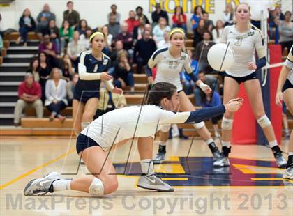 Thumbnail 2 in Harvard-Westlake @ Notre Dame (CIF SS D1A Semifinals) photogallery.