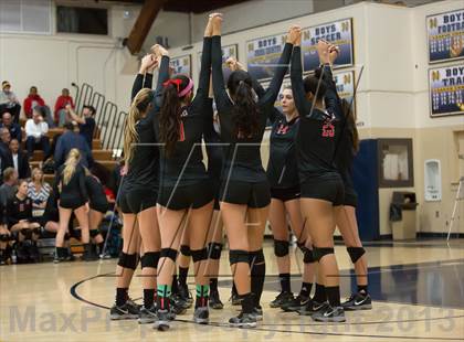 Thumbnail 3 in Harvard-Westlake @ Notre Dame (CIF SS D1A Semifinals) photogallery.