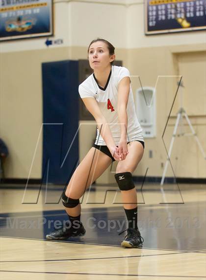 Thumbnail 3 in Harvard-Westlake @ Notre Dame (CIF SS D1A Semifinals) photogallery.