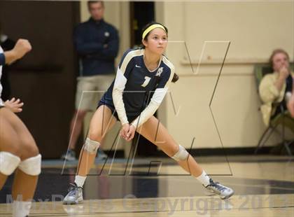 Thumbnail 3 in Harvard-Westlake @ Notre Dame (CIF SS D1A Semifinals) photogallery.