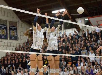 Thumbnail 2 in Harvard-Westlake @ Notre Dame (CIF SS D1A Semifinals) photogallery.