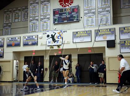 Thumbnail 1 in Harvard-Westlake @ Notre Dame (CIF SS D1A Semifinals) photogallery.