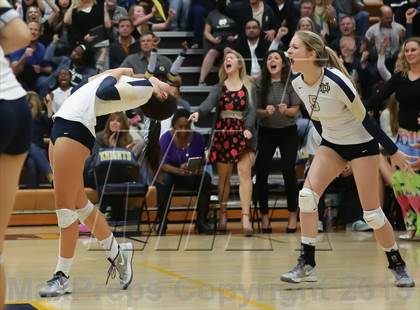 Thumbnail 2 in Harvard-Westlake @ Notre Dame (CIF SS D1A Semifinals) photogallery.