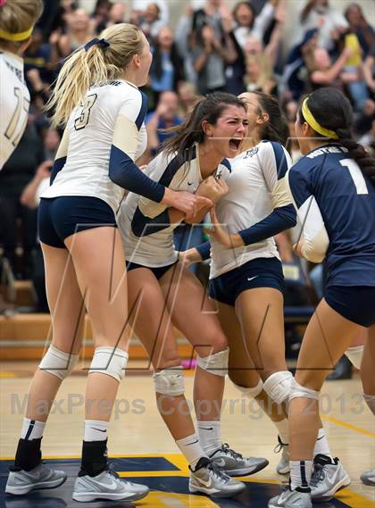 Thumbnail 2 in Harvard-Westlake @ Notre Dame (CIF SS D1A Semifinals) photogallery.