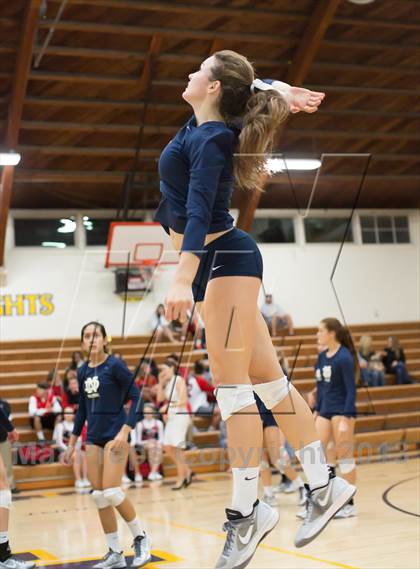 Thumbnail 2 in Harvard-Westlake @ Notre Dame (CIF SS D1A Semifinals) photogallery.