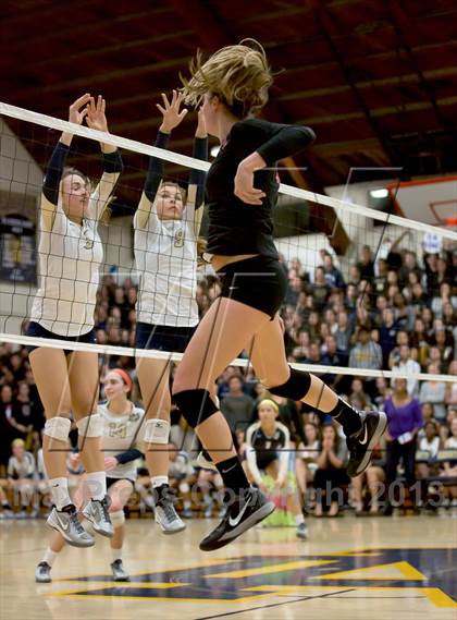 Thumbnail 1 in Harvard-Westlake @ Notre Dame (CIF SS D1A Semifinals) photogallery.