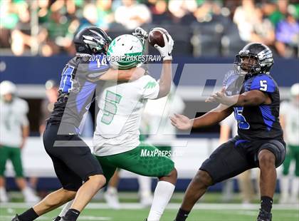 Thumbnail 1 in Lake Dallas vs. North Forney (UIL 5A Division 2 Region 2 Area) photogallery.