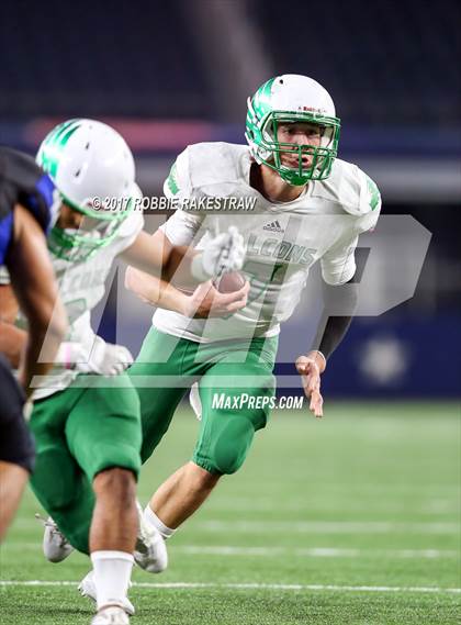 Thumbnail 2 in Lake Dallas vs. North Forney (UIL 5A Division 2 Region 2 Area) photogallery.