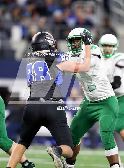 Thumbnail 1 in Lake Dallas vs. North Forney (UIL 5A Division 2 Region 2 Area) photogallery.