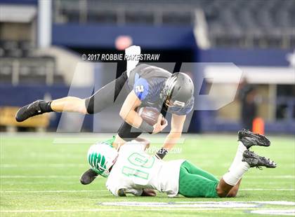 Thumbnail 2 in Lake Dallas vs. North Forney (UIL 5A Division 2 Region 2 Area) photogallery.