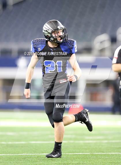 Thumbnail 3 in Lake Dallas vs. North Forney (UIL 5A Division 2 Region 2 Area) photogallery.