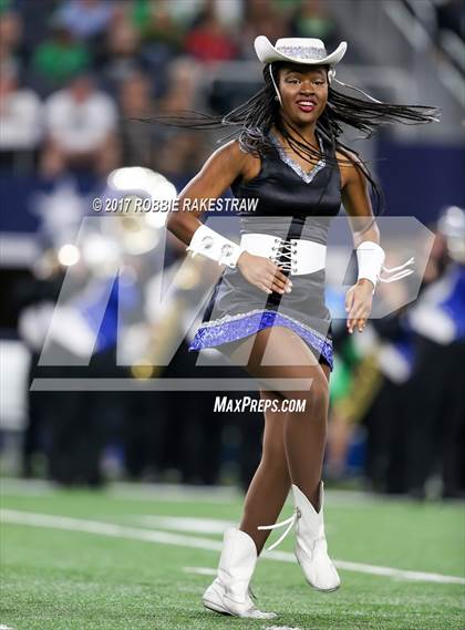 Thumbnail 3 in Lake Dallas vs. North Forney (UIL 5A Division 2 Region 2 Area) photogallery.
