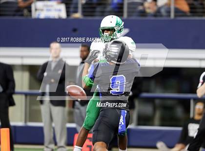 Thumbnail 1 in Lake Dallas vs. North Forney (UIL 5A Division 2 Region 2 Area) photogallery.