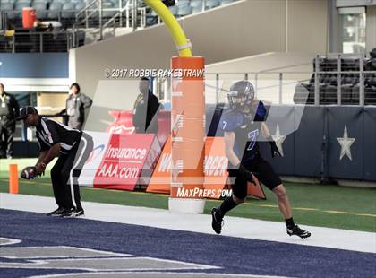 Thumbnail 3 in Lake Dallas vs. North Forney (UIL 5A Division 2 Region 2 Area) photogallery.