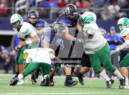 Thumbnail 2 in Lake Dallas vs. North Forney (UIL 5A Division 2 Region 2 Area) photogallery.