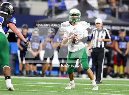 Thumbnail 1 in Lake Dallas vs. North Forney (UIL 5A Division 2 Region 2 Area) photogallery.