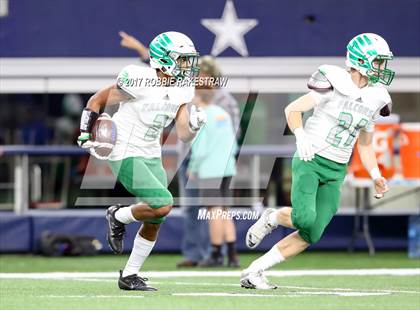 Thumbnail 1 in Lake Dallas vs. North Forney (UIL 5A Division 2 Region 2 Area) photogallery.