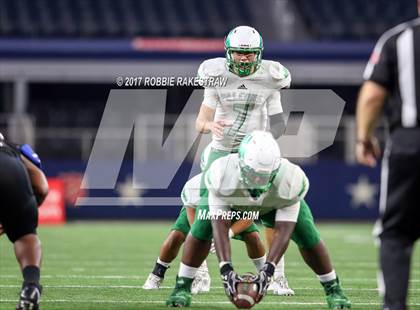 Thumbnail 1 in Lake Dallas vs. North Forney (UIL 5A Division 2 Region 2 Area) photogallery.