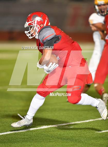 Thumbnail 1 in Boyd @ Ponder photogallery.
