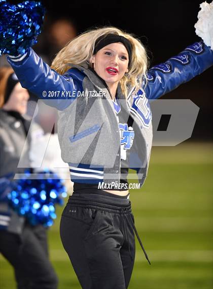 Thumbnail 2 in New Diana vs. Gunter (UIL 3A Division 2 Quarterfinal) photogallery.