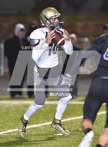 Thumbnail 1 in New Diana vs. Gunter (UIL 3A Division 2 Quarterfinal) photogallery.