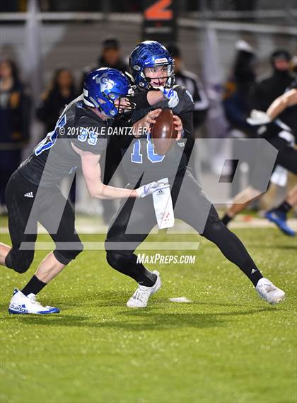 Thumbnail 2 in New Diana vs. Gunter (UIL 3A Division 2 Quarterfinal) photogallery.