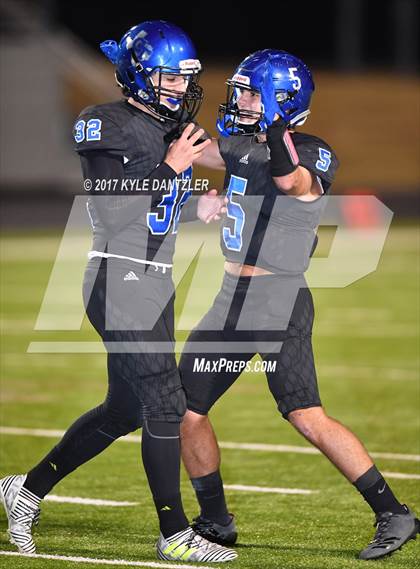 Thumbnail 2 in New Diana vs. Gunter (UIL 3A Division 2 Quarterfinal) photogallery.