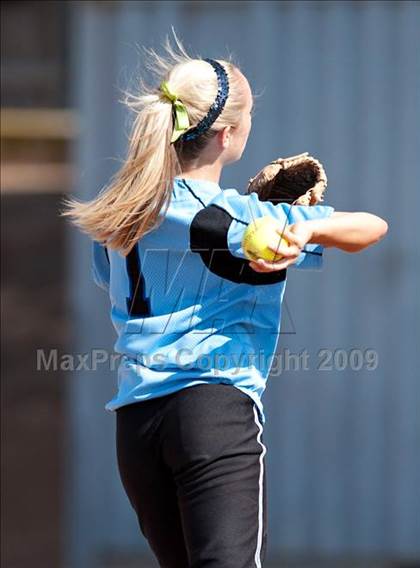 Thumbnail 1 in Norco @ Centennial photogallery.