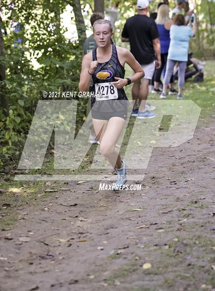 Thumbnail 1 in IHSAA Cross Country Noblesville Sectional Championship (Girls) photogallery.