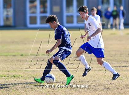 Thumbnail 1 in John Ehret @ Metairie Park Country Day photogallery.