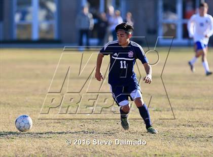 Thumbnail 1 in John Ehret @ Metairie Park Country Day photogallery.