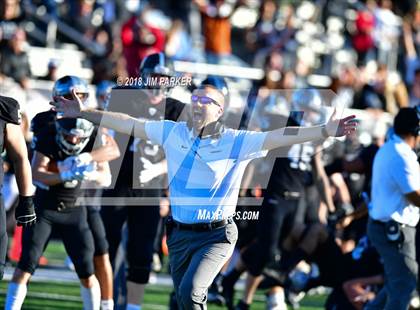 Thumbnail 2 in Vandegrift vs. Klein Collins (UIL 6A Area Playoff) photogallery.
