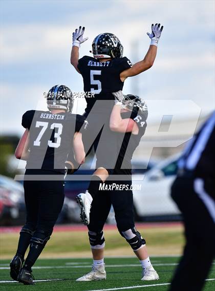 Thumbnail 2 in Vandegrift vs. Klein Collins (UIL 6A Area Playoff) photogallery.