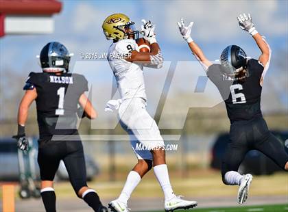 Thumbnail 2 in Vandegrift vs. Klein Collins (UIL 6A Area Playoff) photogallery.