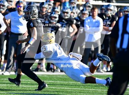 Thumbnail 2 in Vandegrift vs. Klein Collins (UIL 6A Area Playoff) photogallery.