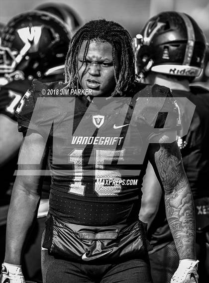 Thumbnail 2 in Vandegrift vs. Klein Collins (UIL 6A Area Playoff) photogallery.
