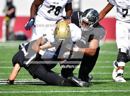 Thumbnail 2 in Vandegrift vs. Klein Collins (UIL 6A Area Playoff) photogallery.