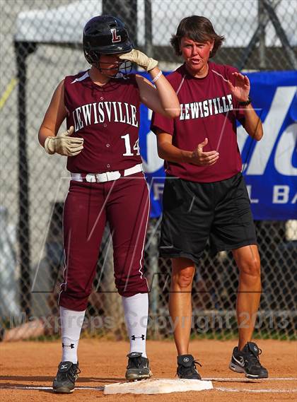 Thumbnail 2 in Lewisville vs Kingwood (UIL 5A Final) photogallery.