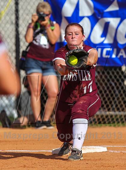 Thumbnail 2 in Lewisville vs Kingwood (UIL 5A Final) photogallery.