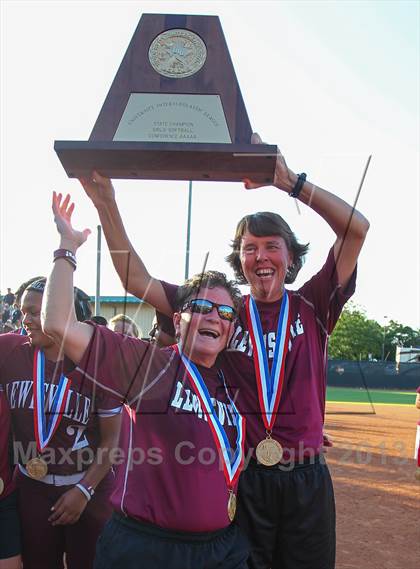 Thumbnail 1 in Lewisville vs Kingwood (UIL 5A Final) photogallery.