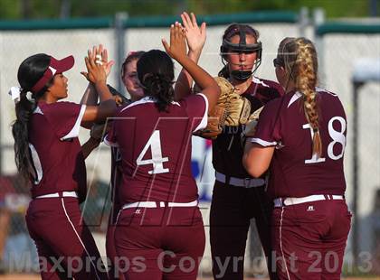 Thumbnail 1 in Lewisville vs Kingwood (UIL 5A Final) photogallery.