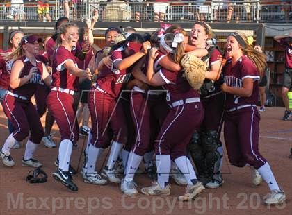 Thumbnail 2 in Lewisville vs Kingwood (UIL 5A Final) photogallery.