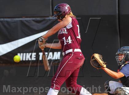 Thumbnail 1 in Lewisville vs Kingwood (UIL 5A Final) photogallery.