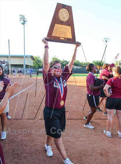 Thumbnail 2 in Lewisville vs Kingwood (UIL 5A Final) photogallery.
