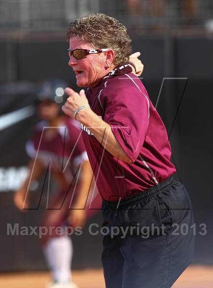 Thumbnail 3 in Lewisville vs Kingwood (UIL 5A Final) photogallery.