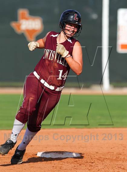 Thumbnail 1 in Lewisville vs Kingwood (UIL 5A Final) photogallery.
