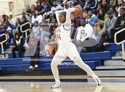 Thumbnail 2 in Mt. Vernon @ Lawrence Central (IHSAA 4A Decatur Central Regional Final) photogallery.