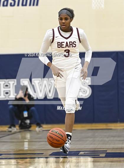 Thumbnail 3 in Mt. Vernon @ Lawrence Central (IHSAA 4A Decatur Central Regional Final) photogallery.