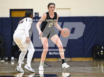 Thumbnail 2 in Mt. Vernon @ Lawrence Central (IHSAA 4A Decatur Central Regional Final) photogallery.