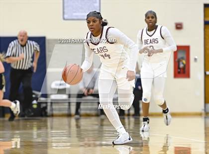 Thumbnail 2 in Mt. Vernon @ Lawrence Central (IHSAA 4A Decatur Central Regional Final) photogallery.